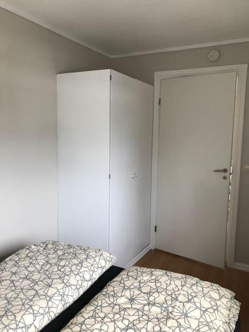 Comfortable 3 Bedroom Apartment On One Floor. サンネフヨル エクステリア 写真