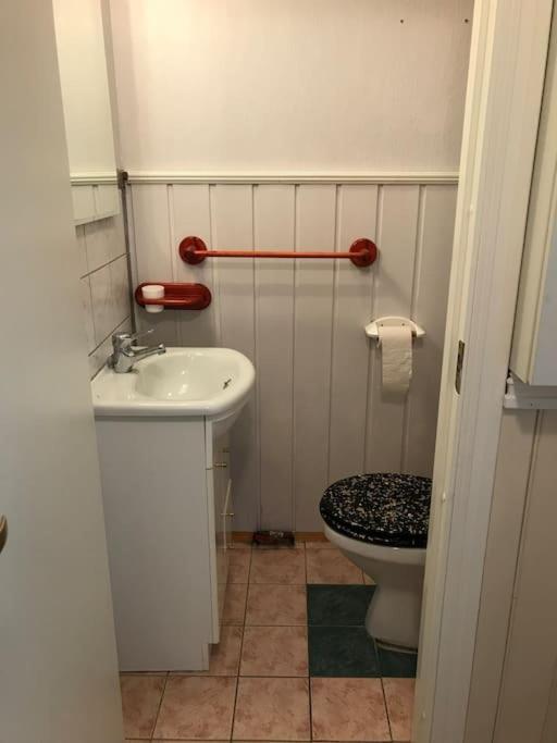 Comfortable 3 Bedroom Apartment On One Floor. サンネフヨル エクステリア 写真