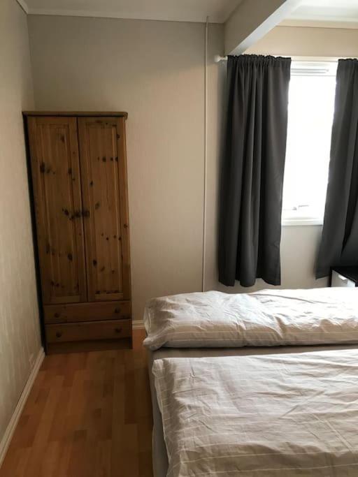 Comfortable 3 Bedroom Apartment On One Floor. サンネフヨル エクステリア 写真